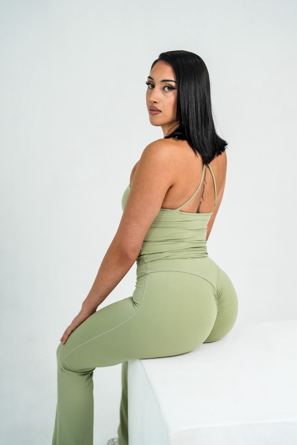 YOGA PANT SET - SAGE GREEN