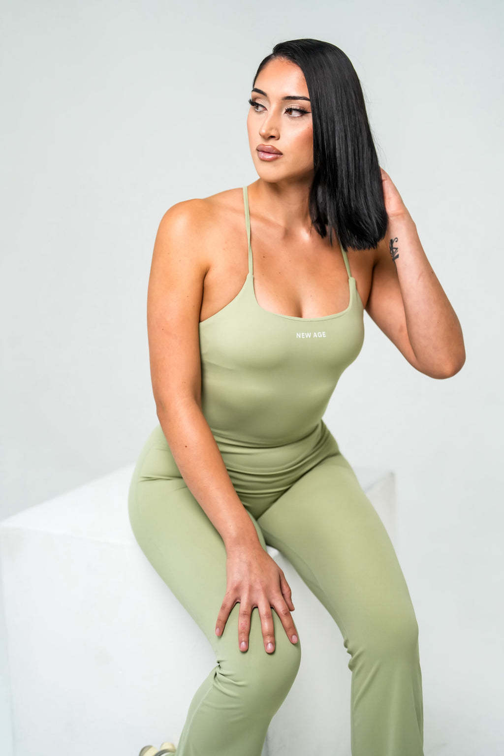 YOGA PANT SET - SAGE GREEN