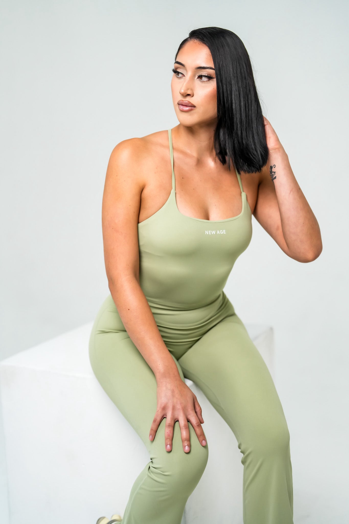 YOGA PANT SET - SAGE GREEN